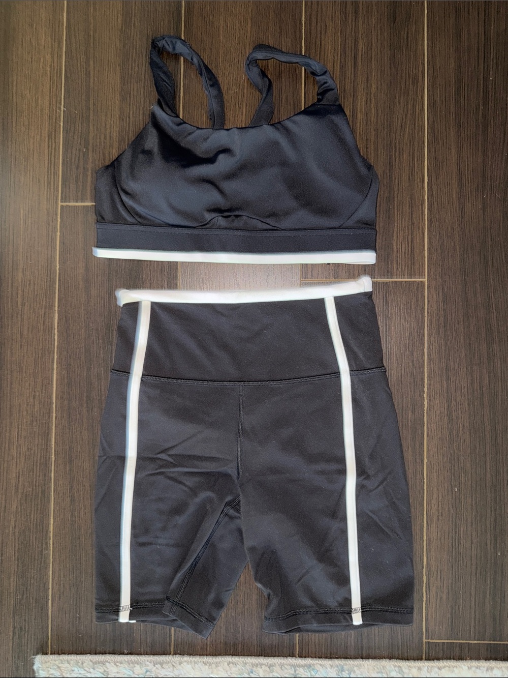 ATHLETA Women’s Black Active Bra (S) & Bike Shorts (XS) Set
